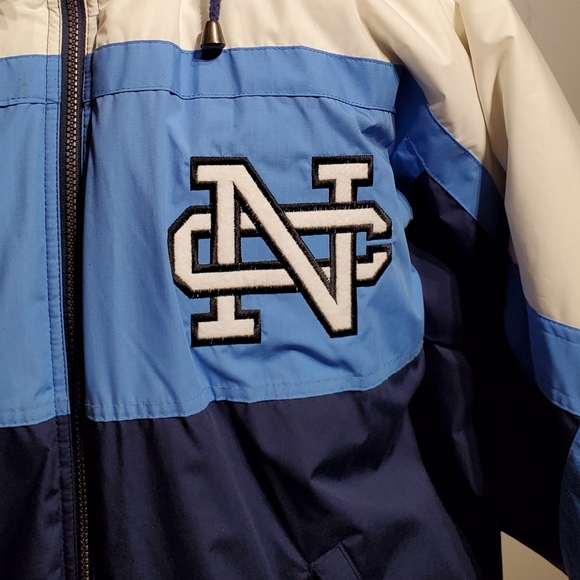 🚨🚨SOLD🚨🚨Rare 90's Nutmeg North Carolina Tar Heels Spellout - Picture 3 of 11